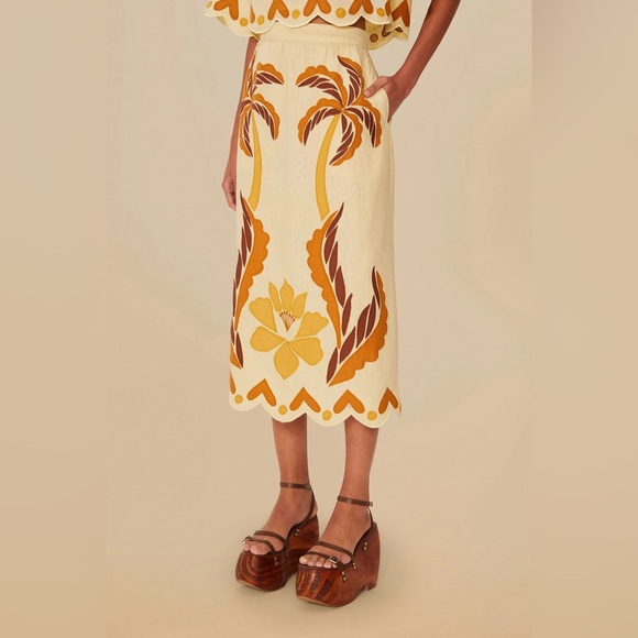 FARM RIO Sand Summer Cutwork Euroflax™ Premium Linen Skirt - Picture 2 of 4